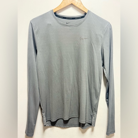 Nike Miler Men's Dri-FIT UV Long-Sleeve Running Top Size S - Picture 2 of 8